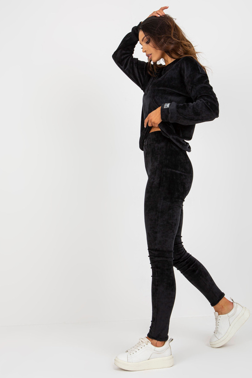 Černý dámský velurový set s legínami