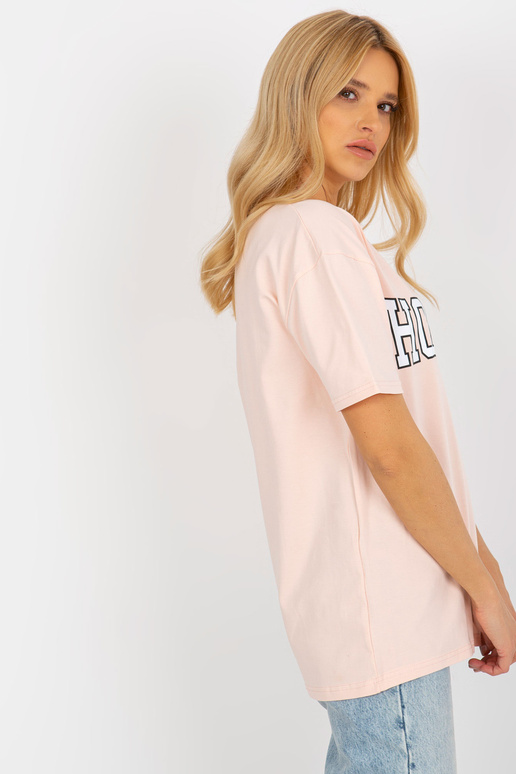 Světlé broskvové dámské volné tričko... Světlé broskvové dámské volné tričko...