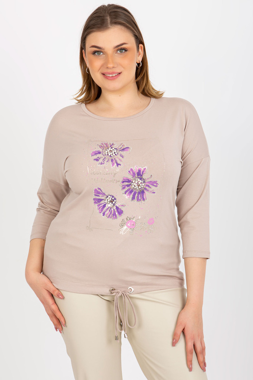 Béžová halenka větší velikosti se...