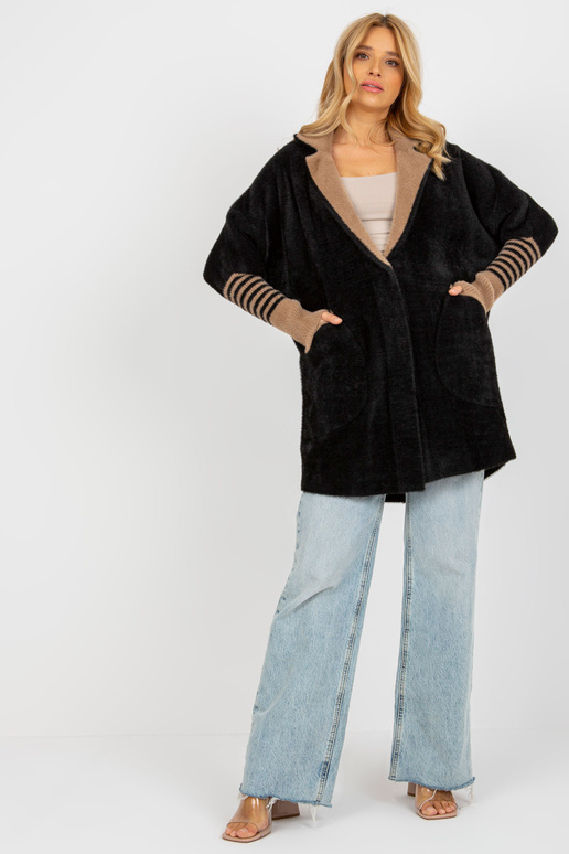 Černý dámský alpakový kabát se... Černý dámský alpakový kabát se...