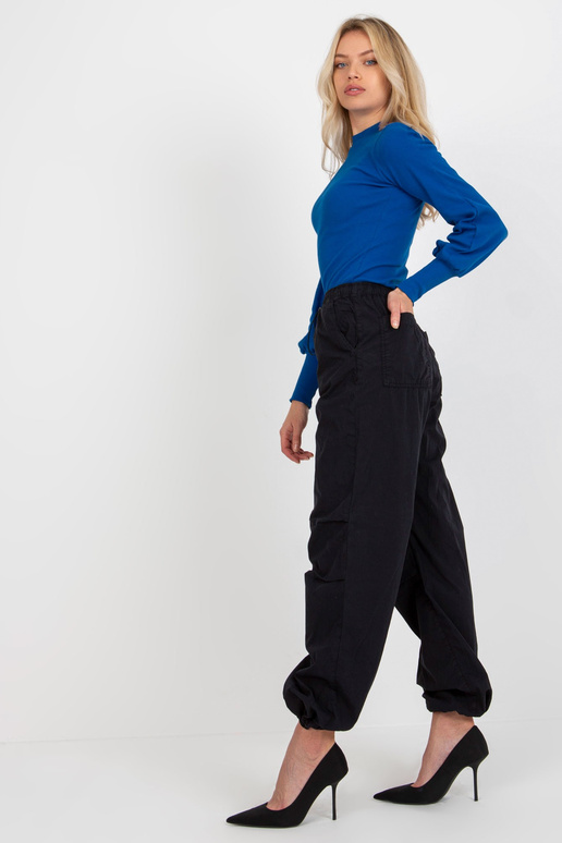 Tmavě modrá žebrovaná basic halenka s... Tmavě modrá žebrovaná basic halenka s...