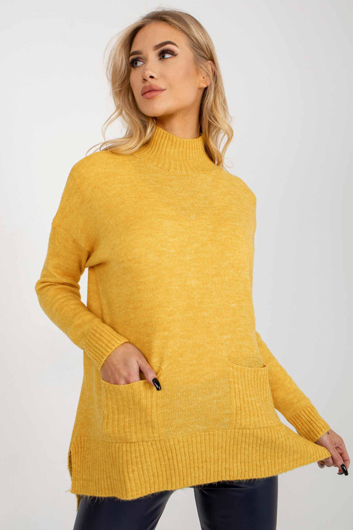Žlutý dlouhý oversize svetr s kapsami...