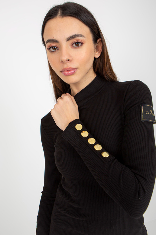 Černá vypasovaná halenka s pruhovaným...