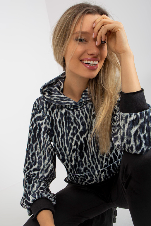 Bílo-černý velurový set s leopardí... Bílo-černý velurový set s leopardí...