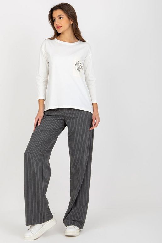 Ecru bavlněná ležérní halenka s kapsou