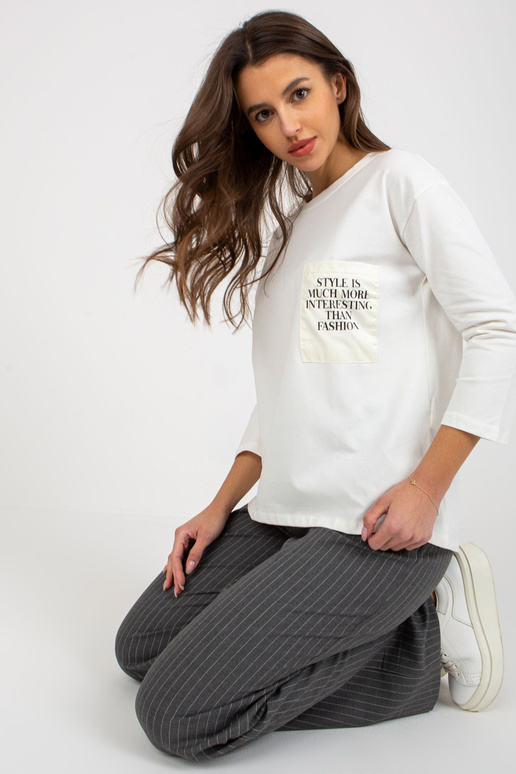 Ecru bavlněná ležérní halenka s kapsou