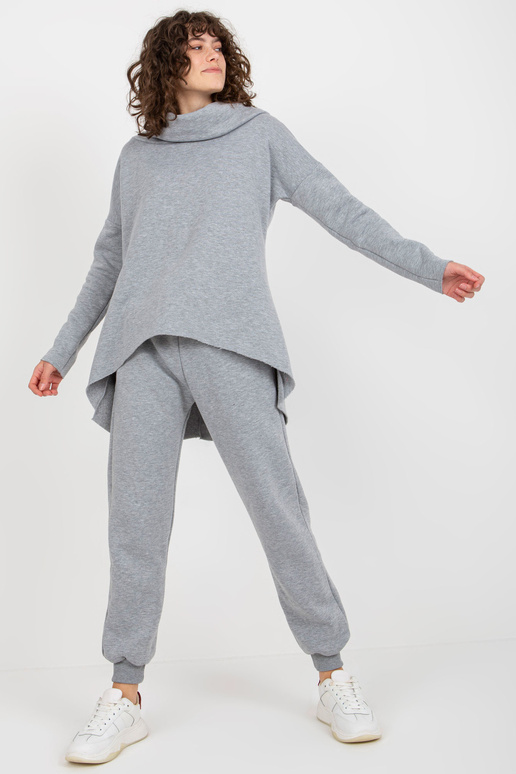 Základní set šedé mikiny s oversize...