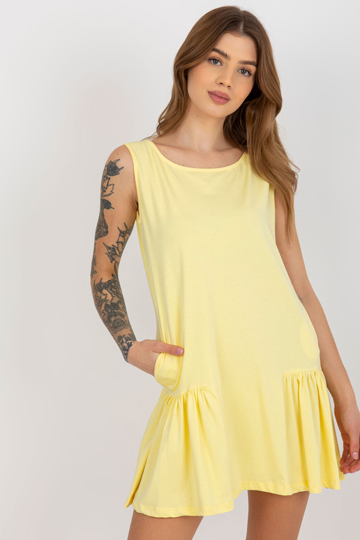 Žluté základní šaty s rozevlátým volánem Žluté základní šaty s rozevlátým volánem