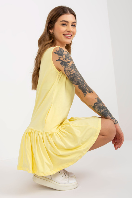 Žluté základní šaty s rozevlátým volánem Žluté základní šaty s rozevlátým volánem