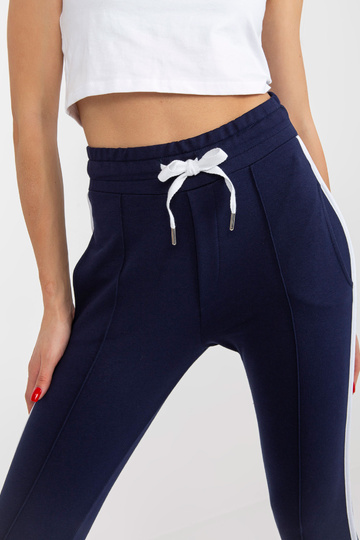 Tmavě modré basic tepláky s... 2