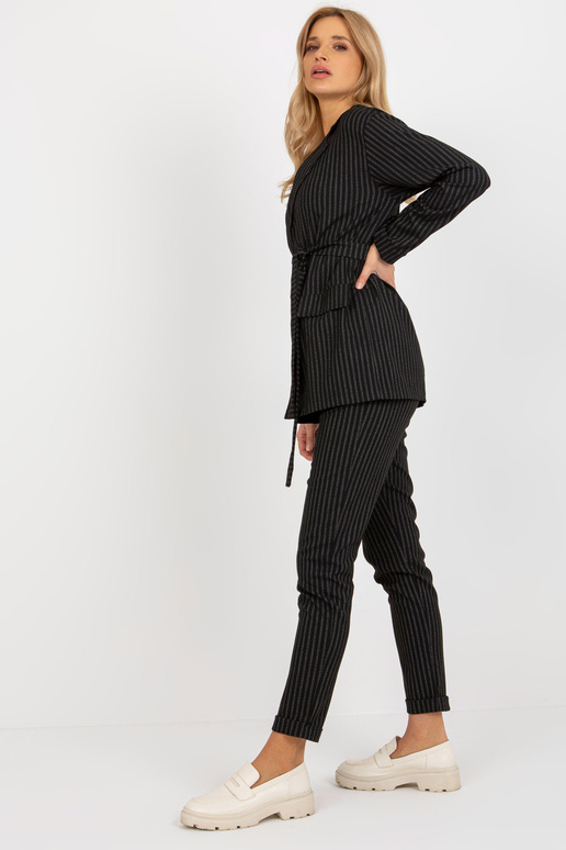 Černý elegantní sako sako s vázáním