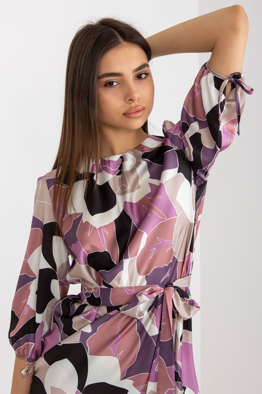 Fialové koktejlové šaty se...