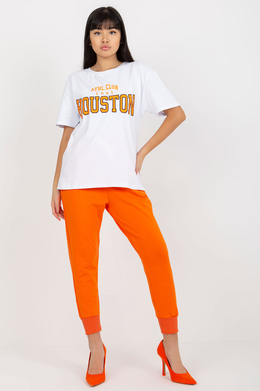 Bílé tričko s volným potiskem Bílé tričko s volným potiskem