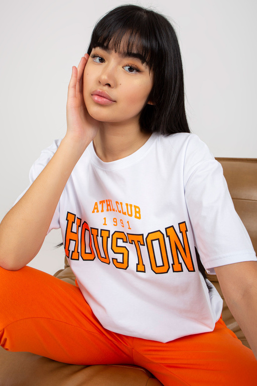 Bílé tričko s volným potiskem Bílé tričko s volným potiskem