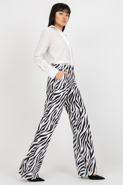 Černobílé široké kalhoty se zvířecím...