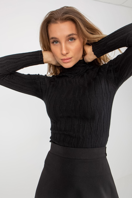 Dámský černý vypasovaný svetr s...