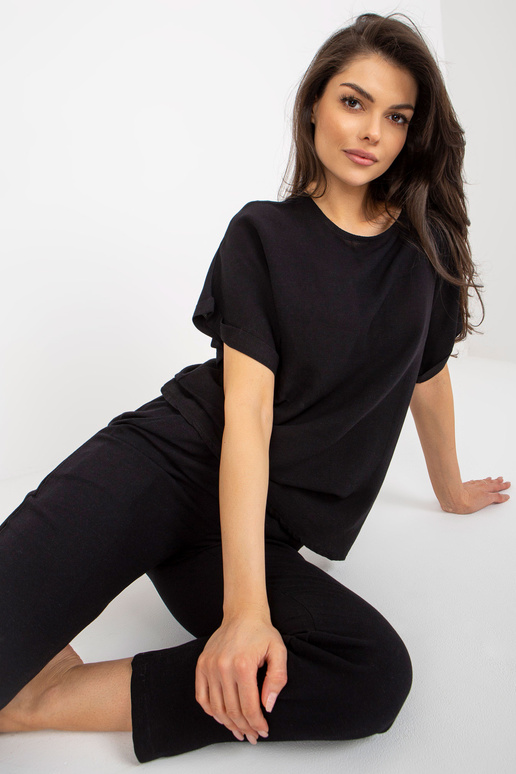 Černá letní souprava s halenkou a... Černá letní souprava s halenkou a...