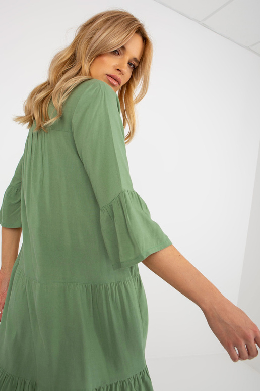 Khaki letní šaty s volánem oversize... Khaki letní šaty s volánem oversize...