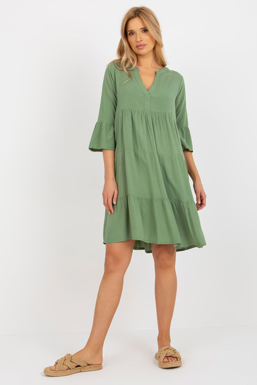 Khaki letní šaty s volánem oversize... Khaki letní šaty s volánem oversize...