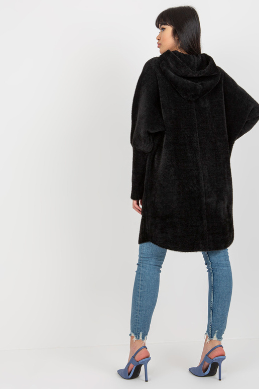 Černý volný kabát z alpaky s kapucí a... Černý volný kabát z alpaky s kapucí a...