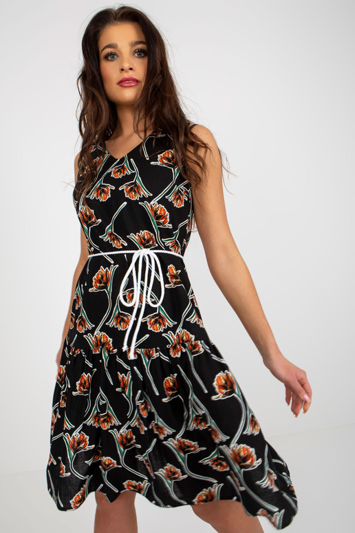 Černé rozevláté květinové šaty s plátnem