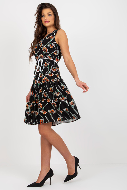 Černé rozevláté květinové šaty s plátnem