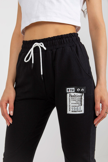 Černé dámské kotníkové tepláky