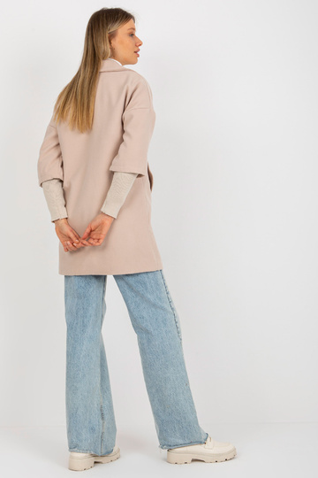 Béžový kabát s lemy na...