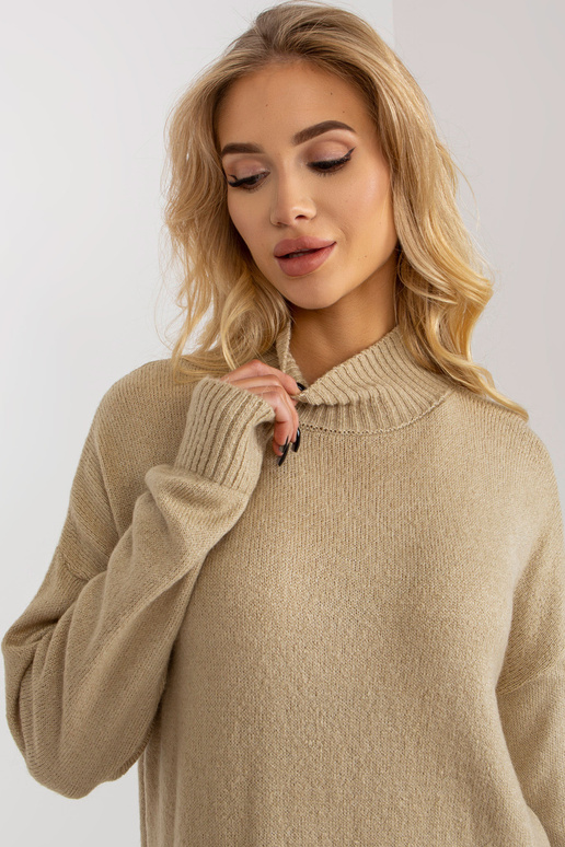 Béžový dlouhý oversize svetr s...