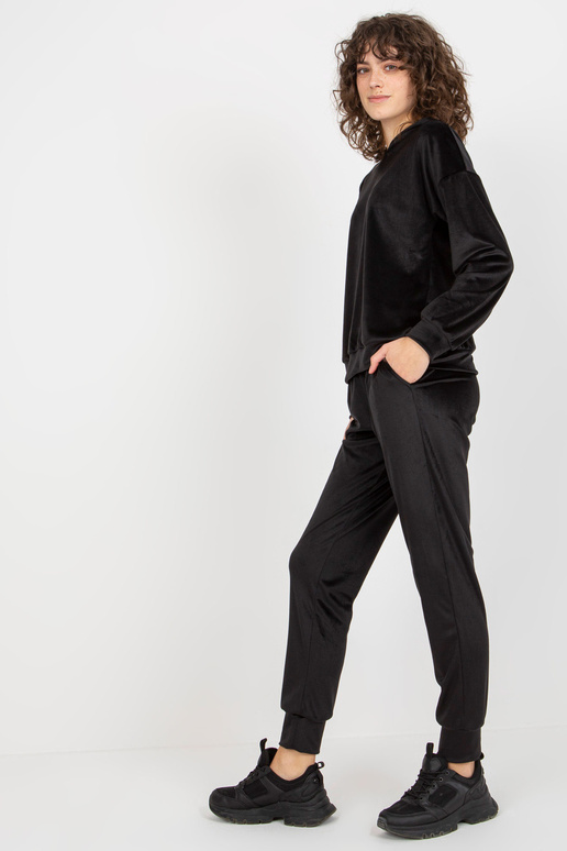 Černý dámský velurový set s mikinou a...