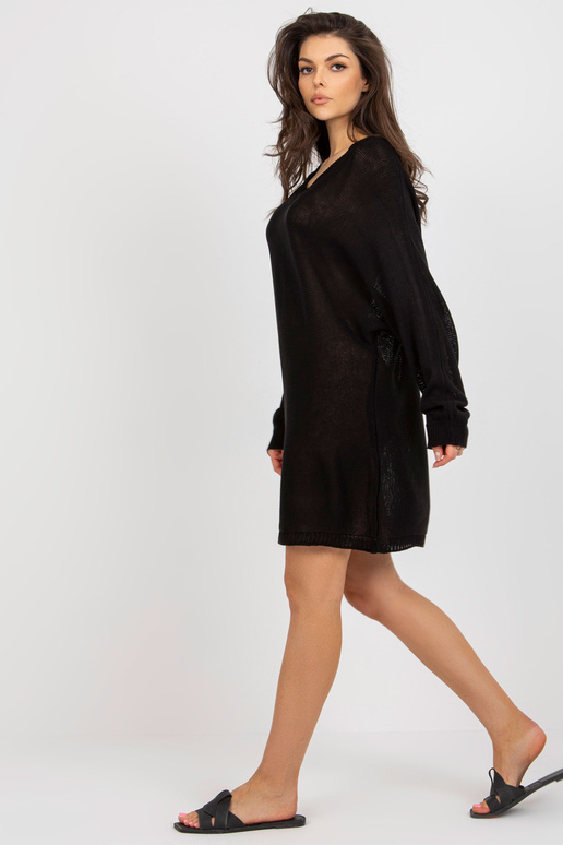 Černé pletené šaty s dlouhým rukávem