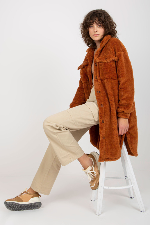 Světle hnědá dlouhá kožešinová košile... Světle hnědá dlouhá kožešinová košile...