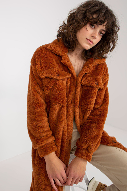 Světle hnědá dlouhá kožešinová košile... Světle hnědá dlouhá kožešinová košile...