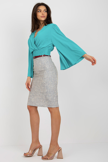 Tmavě modro-béžová tužková...