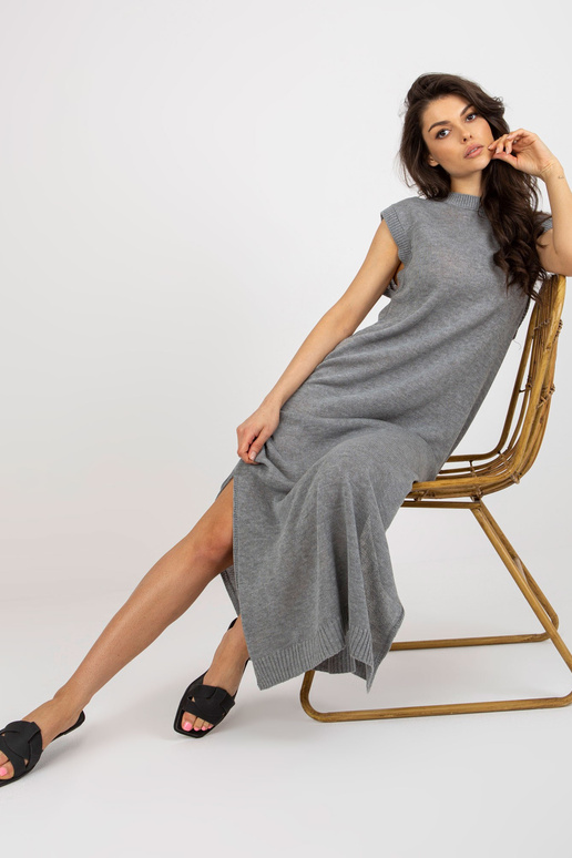 Šedé letní pletené šaty pro volný čas