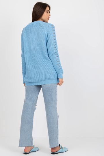 Světle modrý prolamovaný...