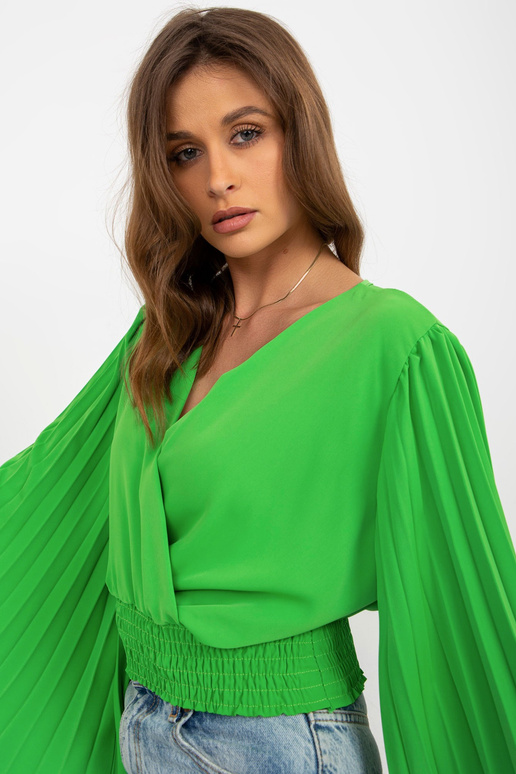 Světle zelená společenská halenka s...