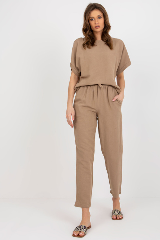 Tmavě béžový letní komplet s...