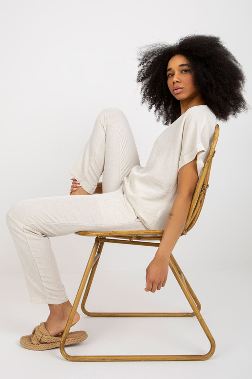 Světle béžová dvoudílná letní... Světle béžová dvoudílná letní...