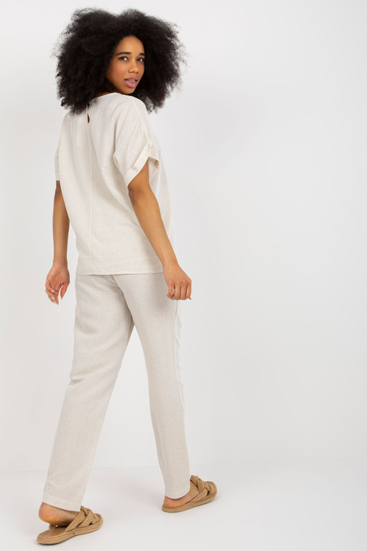 Světle béžová dvoudílná letní... Světle béžová dvoudílná letní...