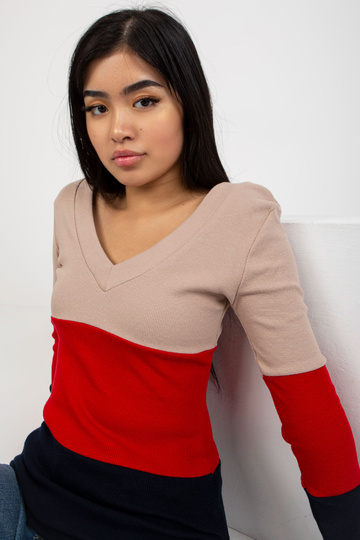 Béžová a tmavě modrá...