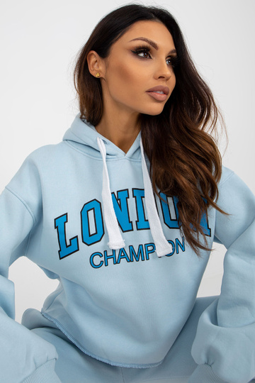 Světle modrá a tepláková... 2