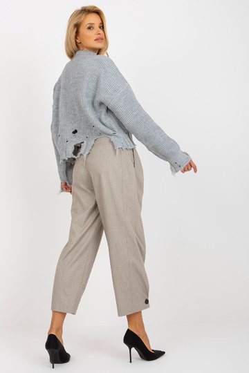 Šedý asymetrický svetr s...