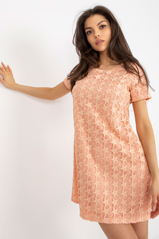 Broskvové mini koktejlové šaty s...