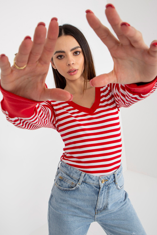 Červeno-bílá žebrovaná halenka s... Červeno-bílá žebrovaná halenka s...