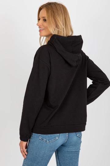 Černá mikina s kapucí klokan 2