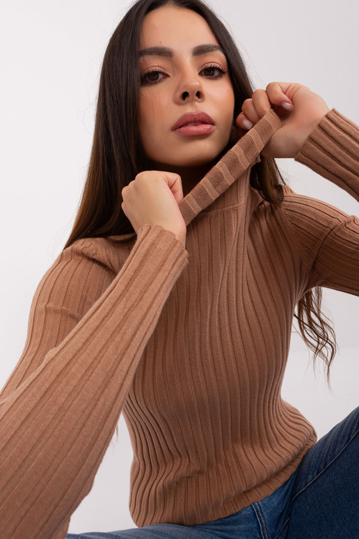 Svetr-PM-SW-1087.09-velbloud