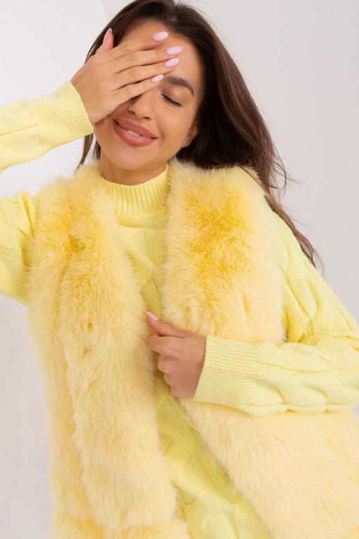 Vesta-AT-KZ-2368.00P-světle žlutá