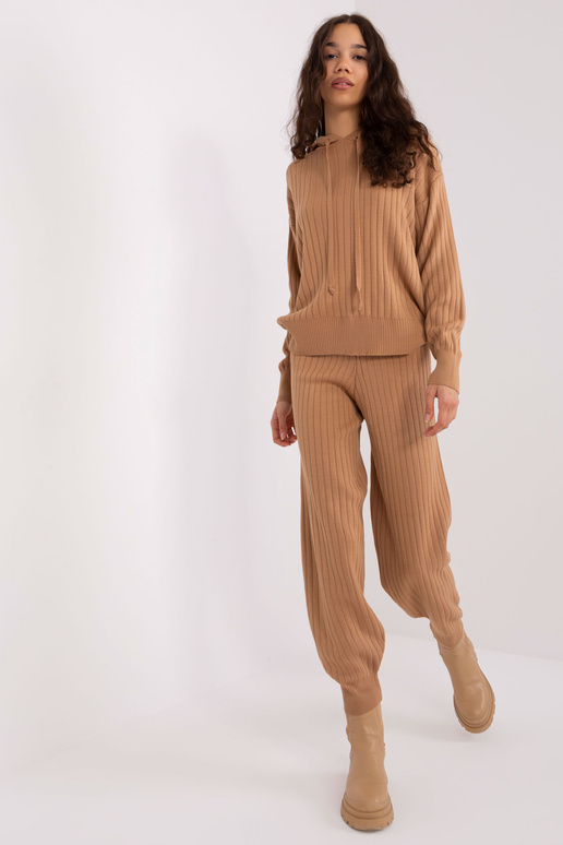 Sada-BA-KMPL-2211.22P-velbloud