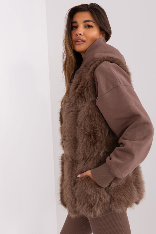 Vesta-AT-KZ-2375,00P-hnědá